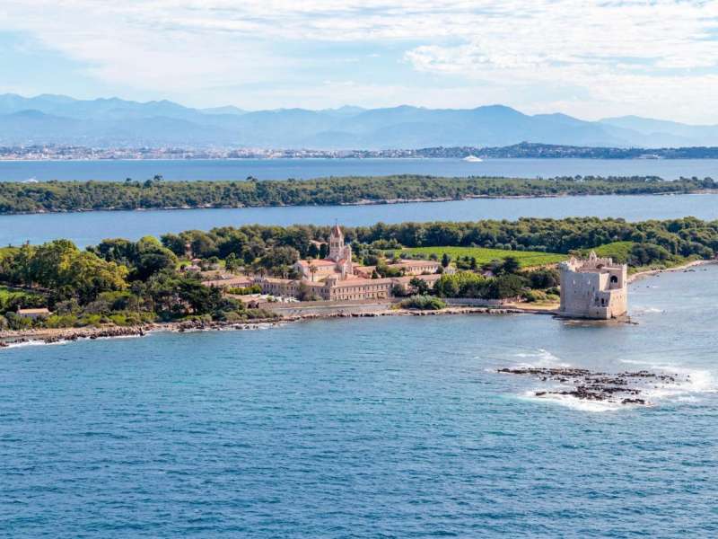 The 5 Most Beautiful Islands in France